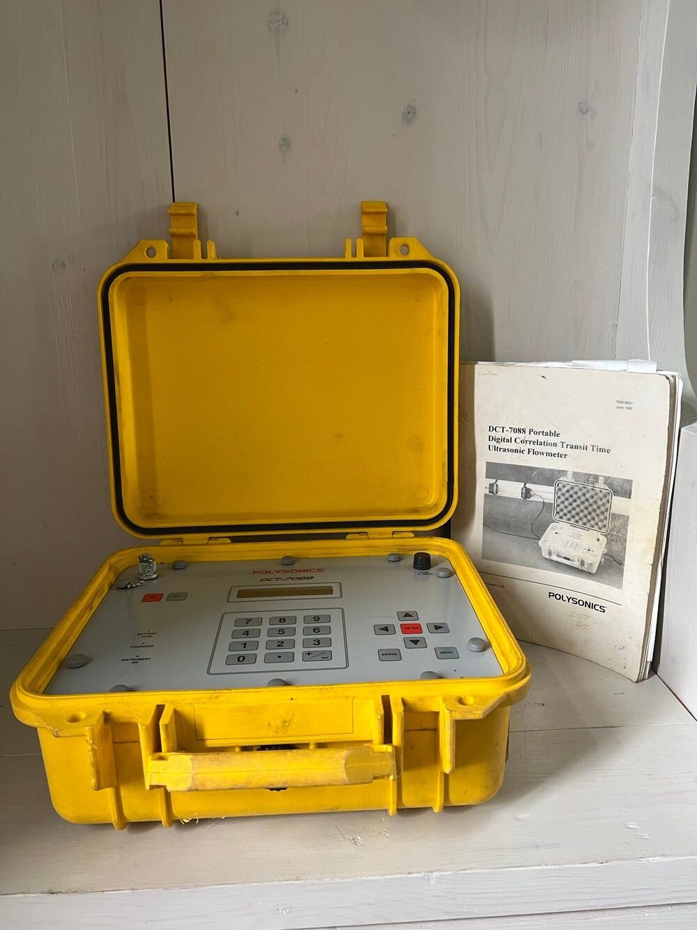 Polysonics DCT7088 Portable Digital Correlation TransitTime Ultrasonic Flowmeter